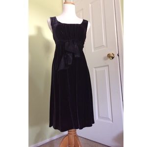 navy blue velvet dress